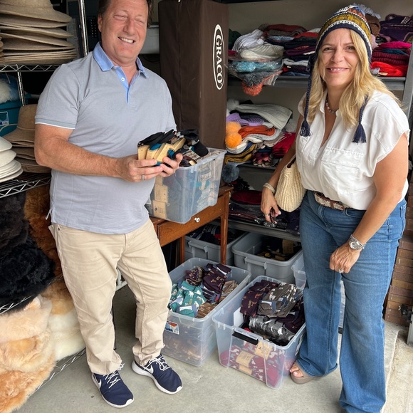 Meet your Posher, Stephanie - Picture 3 of 17